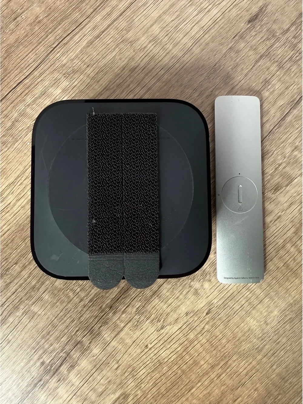 Apple TV 3rd Gen A1469 8GB HD Media Streamer w/ Remote Power & HDMI
